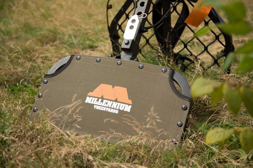 Three Things to Look for in a Lock-On Treestand